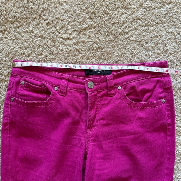Nine West hot pink cropped jeans, size 6/27 - Picture 3 of 6